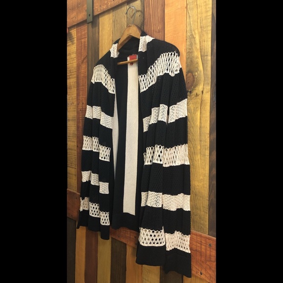 Colour Works Striped Cardigan Size Med. - Picture 6 of 11